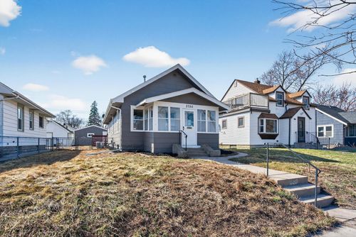 3720 43rd Ave S, Minneapolis, MN, 55406-2825 | Card Image