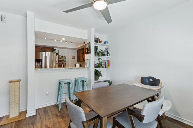 724 Creekwood Ct, Townhouse with 2 bedrooms, 2 bathrooms and null parking in Lewisville TX | Image 12