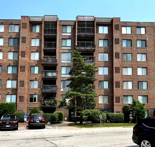 apt-100-400 Park Ave, Calumet City, IL, 60409-5029 | Card Image