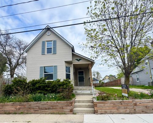 723 Tulip St Sw, Grand Rapids, MI, 49503-8111 | Card Image