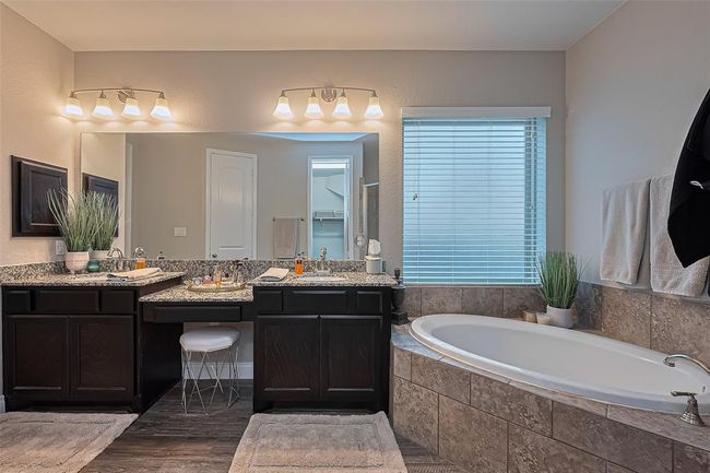 Master bathroom | Image 25