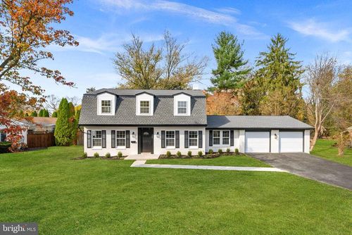 220 North St Ne, LEESBURG, VA, 20176-2310 | Card Image