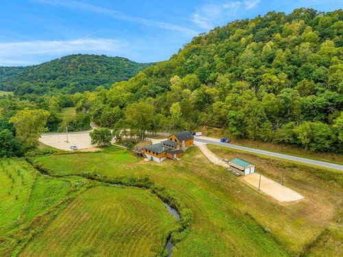 E4533 Norwegian Hollow Rd, Viroqua, WI, 54665-7890 | Card Image