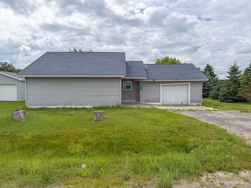4169 Sagatoo Rd, Standish, MI, 48658-9453 | Card Image