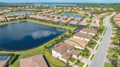 6771 Wild Lake Terr Terrace, House other with 6 bedrooms, 4 bathrooms and null parking in BRADENTON FL | Image 3