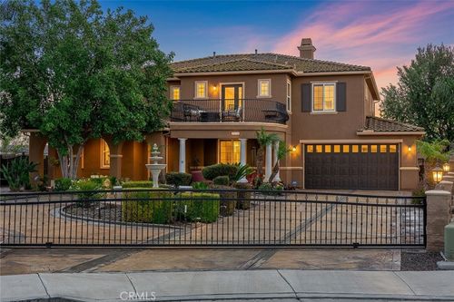 8224 Fieldstream Ct, Eastvale, CA, 92880-8581 | Card Image