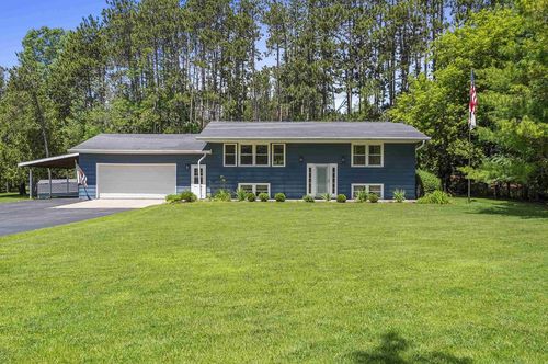 131 Dekard Road, LITTLE SUAMICO, WI, 54141 | Card Image