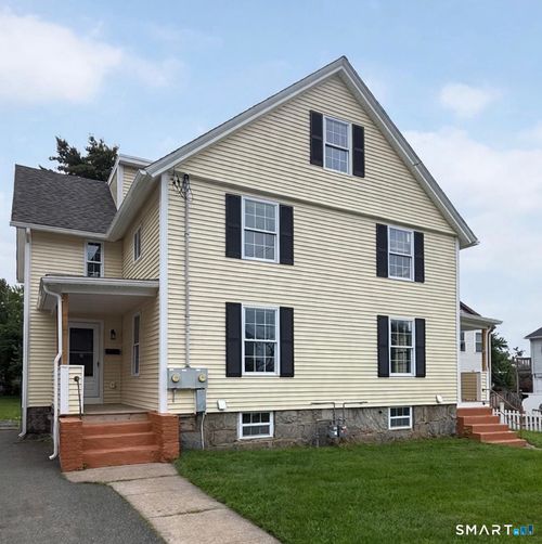 103 Willetts Ave, New London, CT, 06320-4822 | Card Image