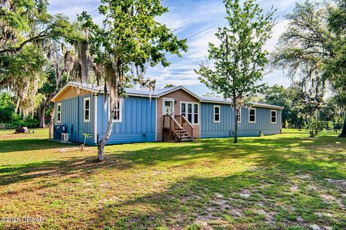 107 Twin Lakes Rd, Hawthorne, FL, 32640-5545 | Card Image