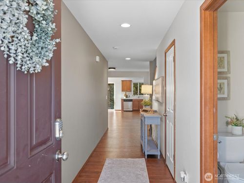 8402 61st Pl Ne, Marysville, WA, 98270-8525 | Card Image