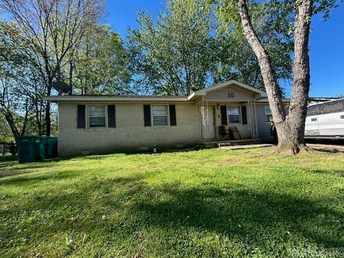 10 Parkridge Drive, Sherwood, AR, 72120-1810 | Card Image
