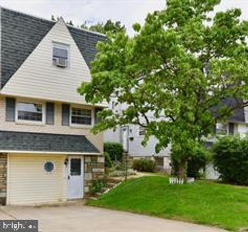 2851 Welsh Rd, PHILADELPHIA, PA, 19152-1647 | Card Image