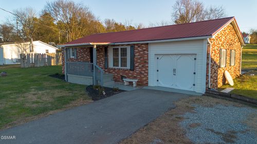 2687 W Old A J Highway, Strawberry Plains, TN, 37871 | Card Image