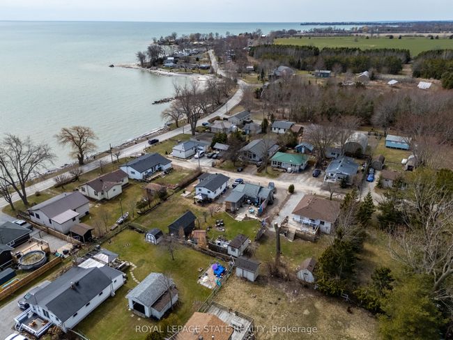 22 6 Th St, House other with 2 bedrooms, 1 bathrooms and 3 parking in Selkirk ON | Image 11