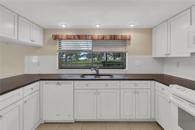 5078 Florentine Ct, House other with 3 bedrooms, 3 bathrooms and null parking in Spring Hill FL | Image 15