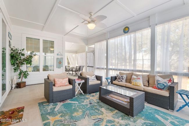 111 Magens Ct E, House other with 4 bedrooms, 4 bathrooms and 2 parking in Cedar Point NC | Image 36