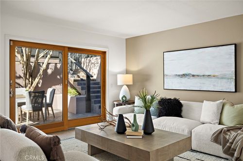 923 Balboa Ave, Laguna Beach, CA, 92651-3837 | Card Image