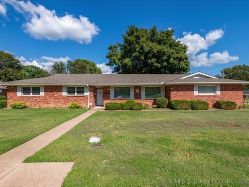 1232 Meadow Dr, Bartlesville, OK, 74006-5213 | Card Image