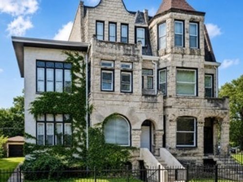 611 E 50th Pl, Chicago, IL, 60615-2502 | Card Image