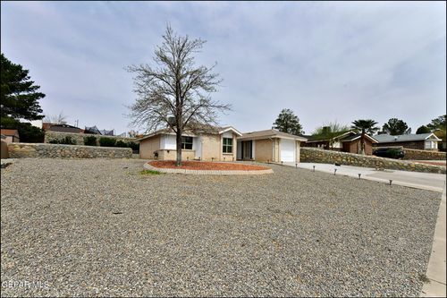 853 Nita Fay Dr, El Paso, TX, 79912-1405 | Card Image