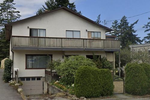 2710 Claude Rd, Langford, BC, V9B3T6 | Card Image