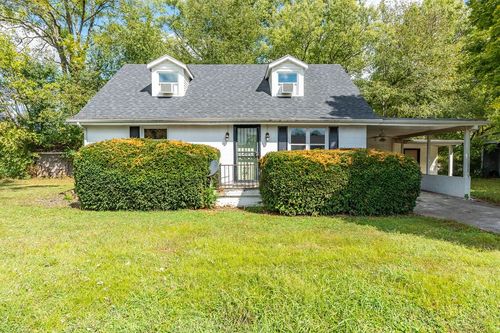 121 Highland School Rd, Hopkinsville, KY, 42240-2819 | Card Image