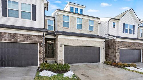 5512 E Spaniel Drive, Ann Arbor, MI, 48108 | Card Image
