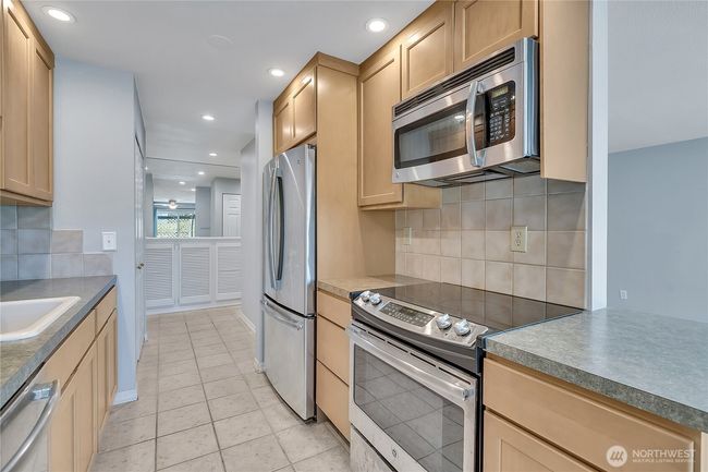 APT-17 - 762 Hayes St, Condo with 2 bedrooms, 1 bathrooms and 1 parking in Seattle WA | Image 6