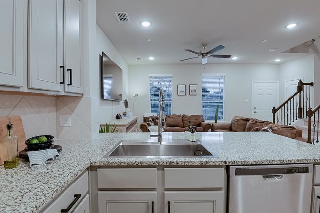 2728 Baneberry Ln, Townhouse with 3 bedrooms, 3 bathrooms and null parking in Mesquite TX | Image 9