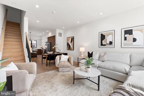 261 Delmar St, PHILADELPHIA, PA, 19128-4502 | Card Image