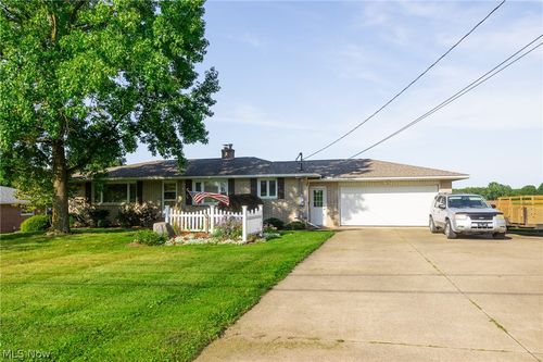 4499 Kidron Rd, Dalton, OH, 44618-9263 | Card Image