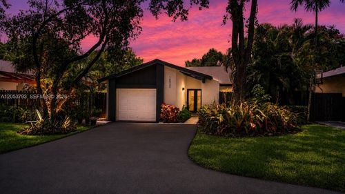 10932 Sw 135th Ct Circle, Miami, FL, 33186 | Card Image