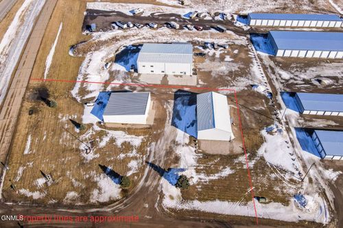 825 13th Avenue Se, Valley City, ND, 58072 | Card Image