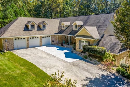 8878 Brewer Rd, douglasville, GA, 30134-3157 | Card Image