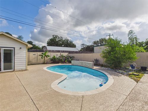 9770 Shepherd Dr, Beaumont, TX, 77707-1033 | Card Image
