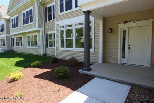 616 Lois Ln, Schenectady, NY, 12304-2545 | Card Image