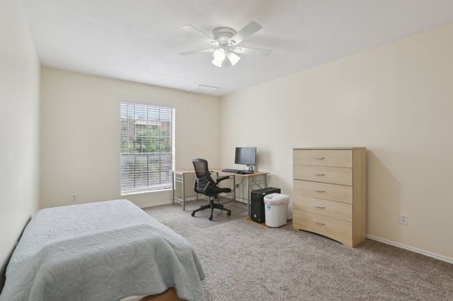 APT-210 - 2401 Leon St, Condo with 2 bedrooms, 2 bathrooms and 2 parking in Austin TX | Image 18