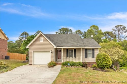 4725 Grandison Ct, Hope Mills, NC, 28348-1672 | Card Image