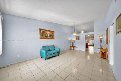 5472 W 27th Ave, House other with 3 bedrooms, 2 bathrooms and null parking in Hialeah FL | Image 3