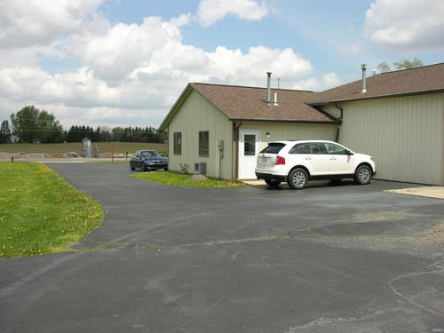 902 W State St, Ashley, IN, 46705-9713 | Card Image