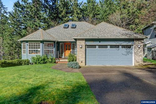 4159 Nw Elmwood Dr, Corvallis, OR, 97330-1063 | Card Image