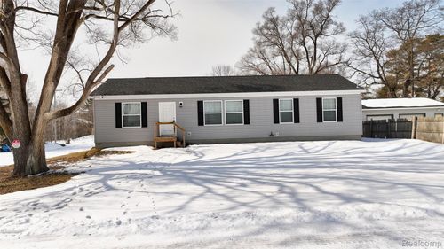 3307 Euclid Ave, Lupton, MI, 48635-8760 | Card Image