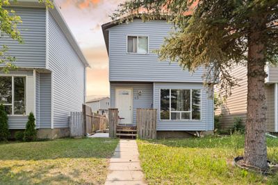 43 Martindale Blvd Ne, House detached with 4 bedrooms, 2 bathrooms and 2 parking in Calgary AB | Image 1