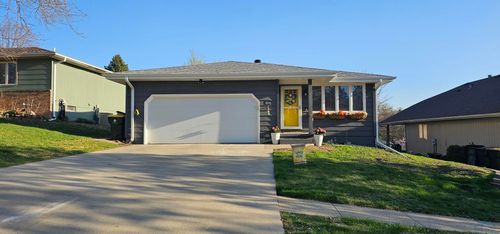 4606 Cherrywood Ln, Sioux City, IA, 51106-3612 | Card Image