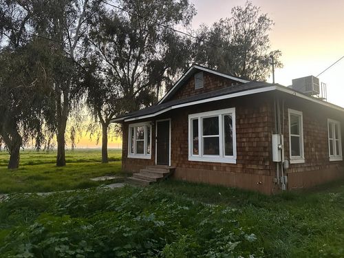 19212 19th Ave, Stratford, CA, 93266-9735 | Card Image