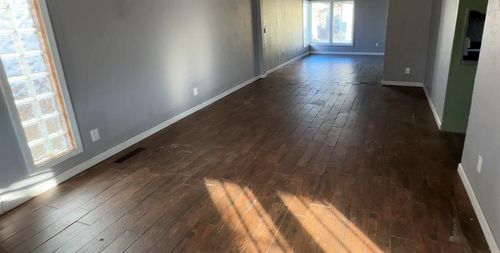 1009 W D Ave, Elk City, OK, 73644-3337 | Card Image