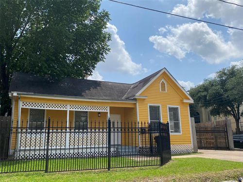 1517 Summer St, Houston, TX, 77007-4157 | Card Image