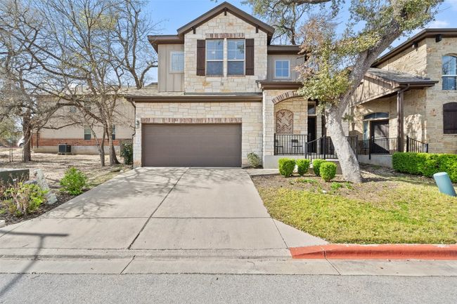 Enjoy the beauty of HOA maintained grounds and lush lawns. | Image 20