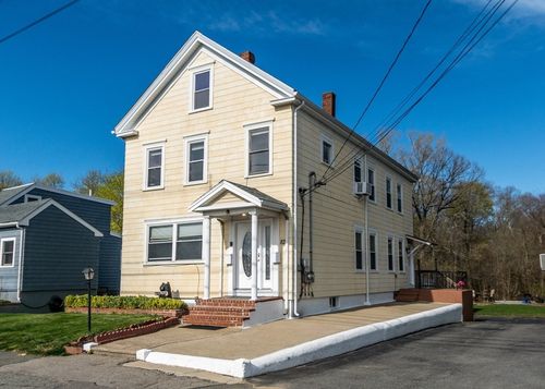 82 E Main St, Avon, MA, 02322-1434 | Card Image