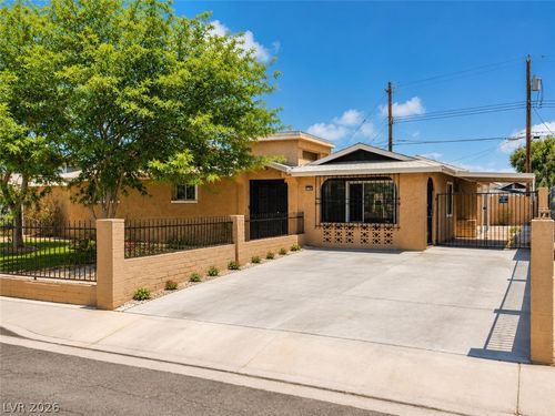 5108 Wilbur St, Las Vegas, NV, 89119-4832 | Card Image